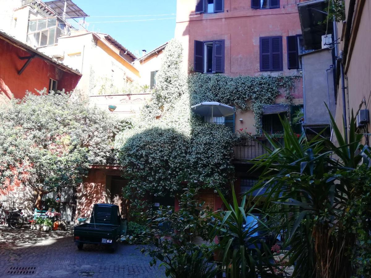 Apartments Campo De Fiori روما المظهر الخارجي الصورة